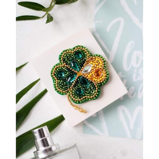 Abris Art Good Luck Leaf Bead Embroidery Decoration Kit
